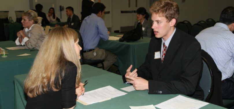 Listen Up Gen Y What NOT To Do During An Interview!