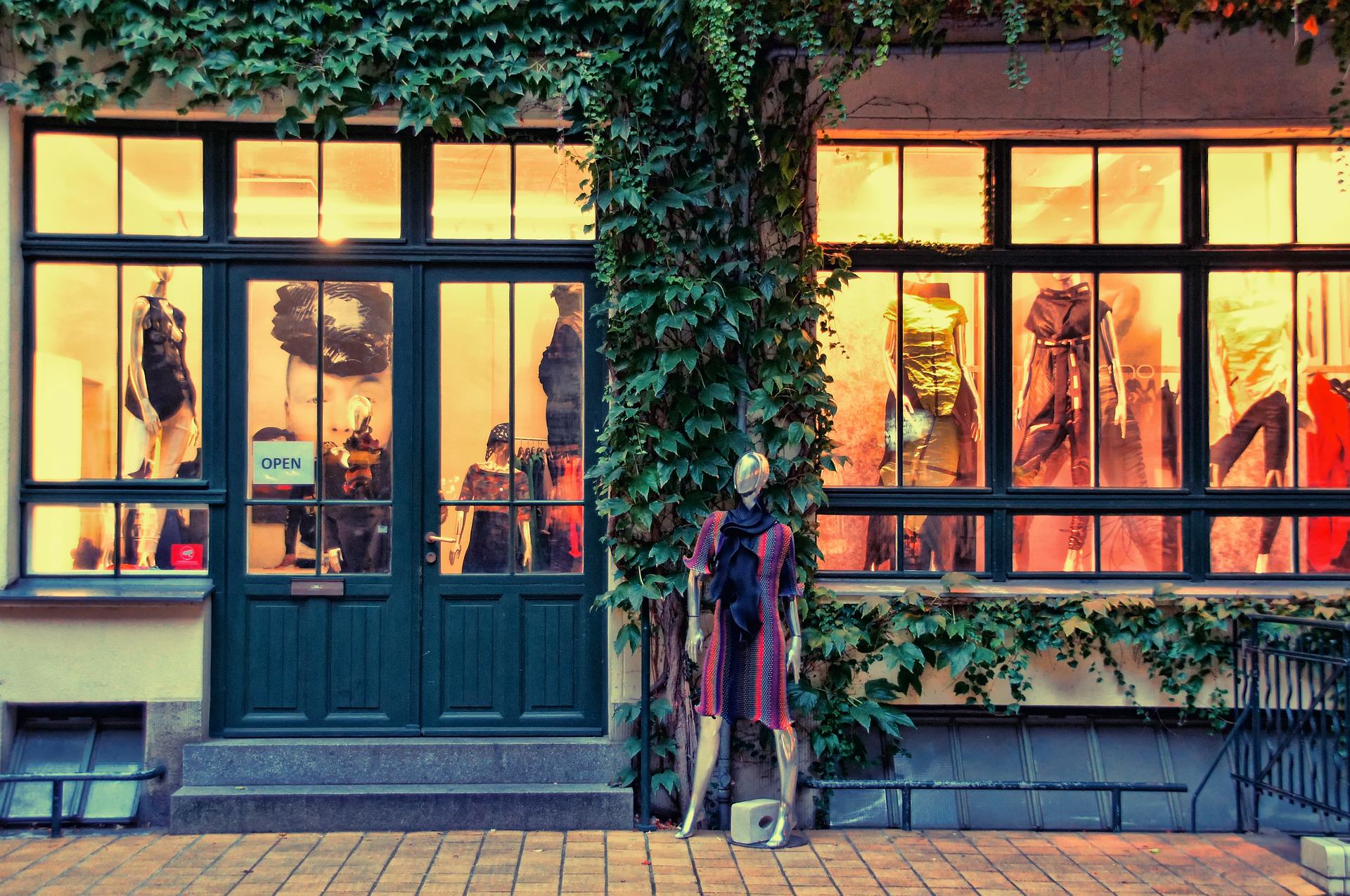 5 Places to Shop for Affordable Career Fashion