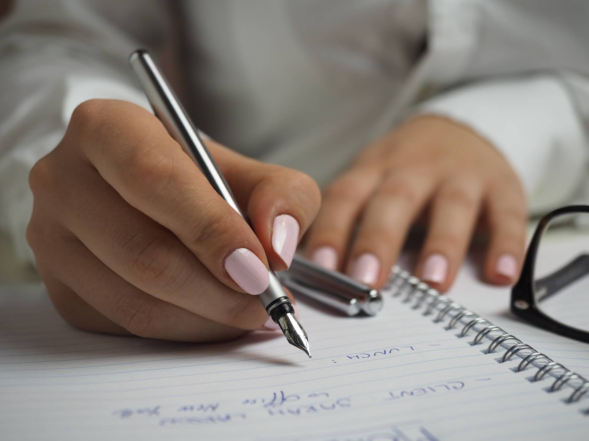 12 Must-Use Resume Tools
