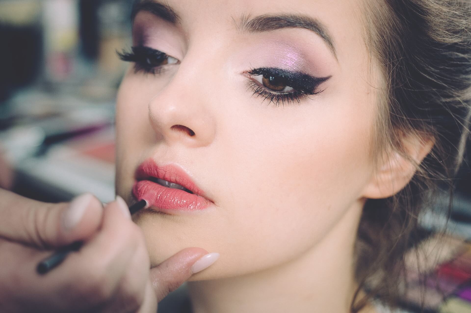 7 Jobs In The Beauty Industry That Could Be Your Second Career