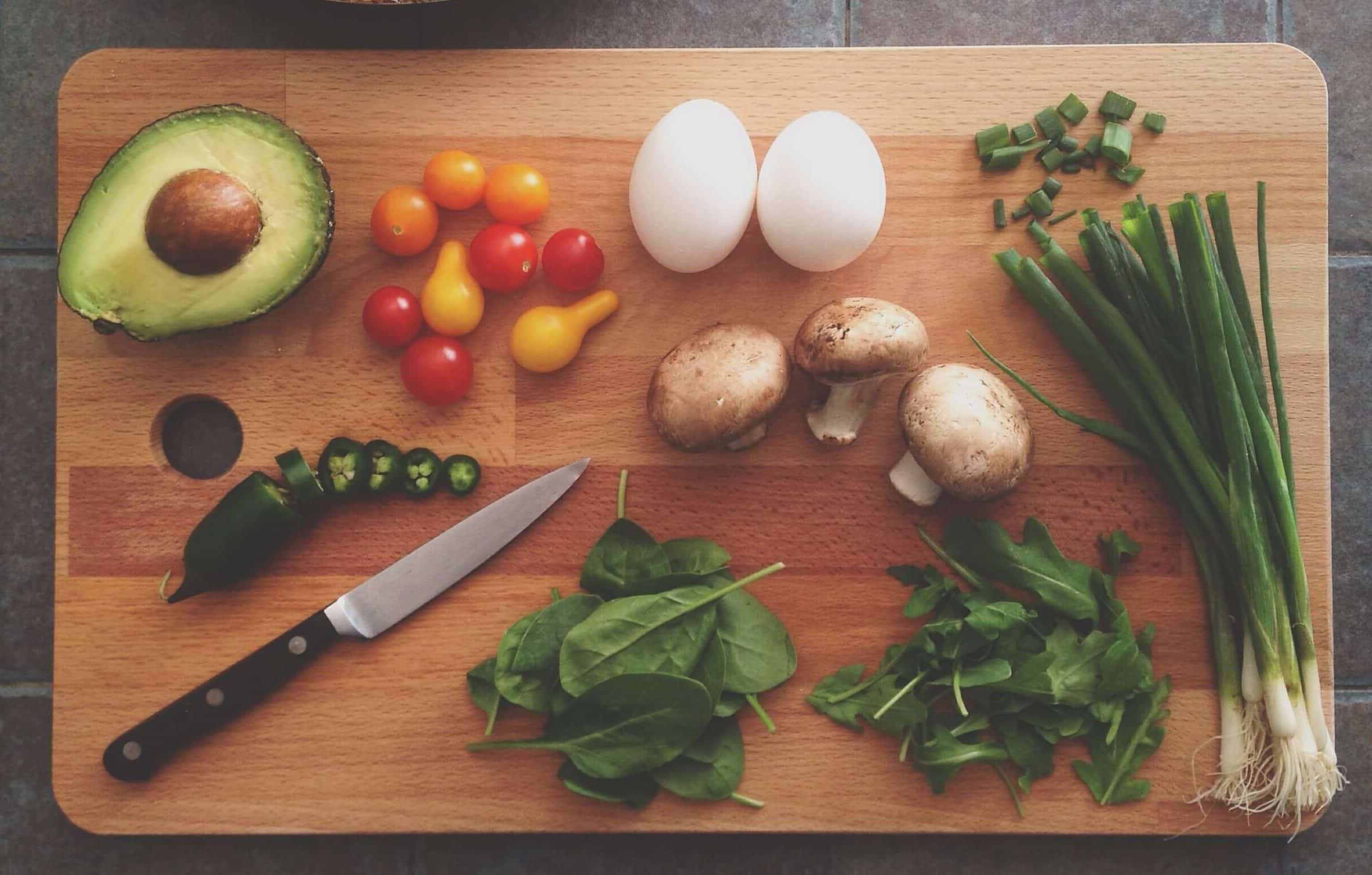 7 Tips for Clean Eating on Business Trips